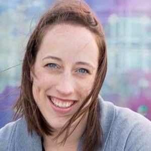 Meet your Posher, Laurie